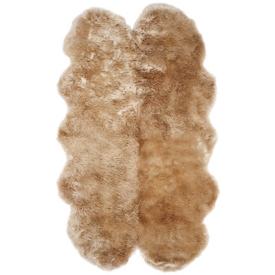 Tapis beige en peau de mouton Pavlova