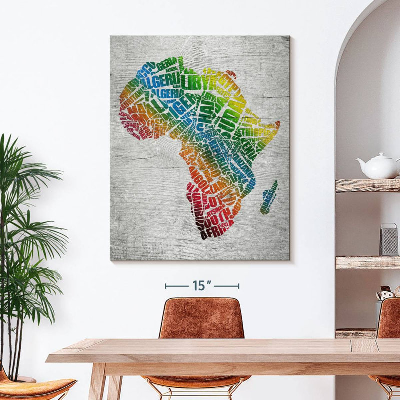 Carte de l'Afrique, nuage de mots sur toile, H 45 po x l 36 po x P 1,25 po