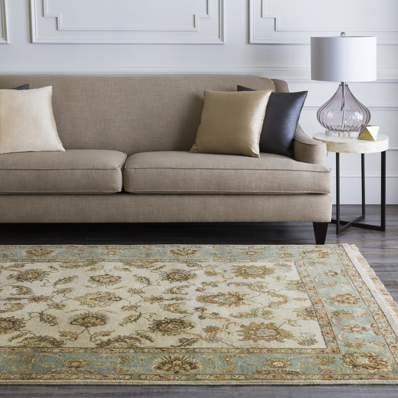 Harrell Wool Oriental Indoor Rug, Rectangle 5'6" x 8'6"