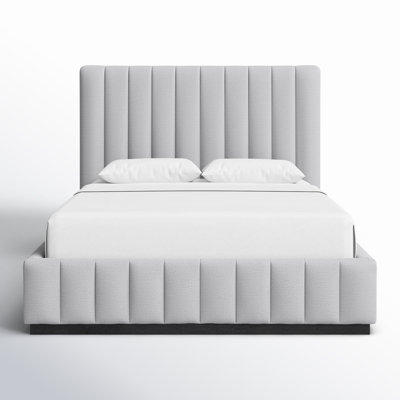 Codyn Tufted Bed