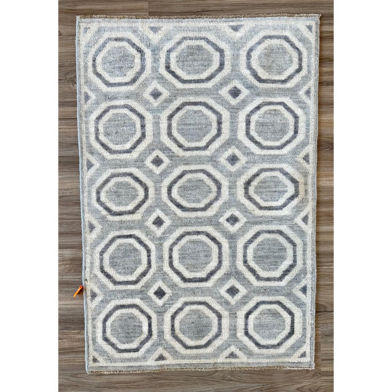 Tiny Knots Wool Geometric Area Rug in Eyelet Silver
