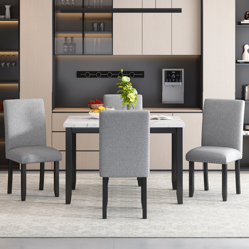Ensemble de table de salle à manger 5 pièces en faux marbre avec 4 coussins épais, blanc / beige + noir, Gris