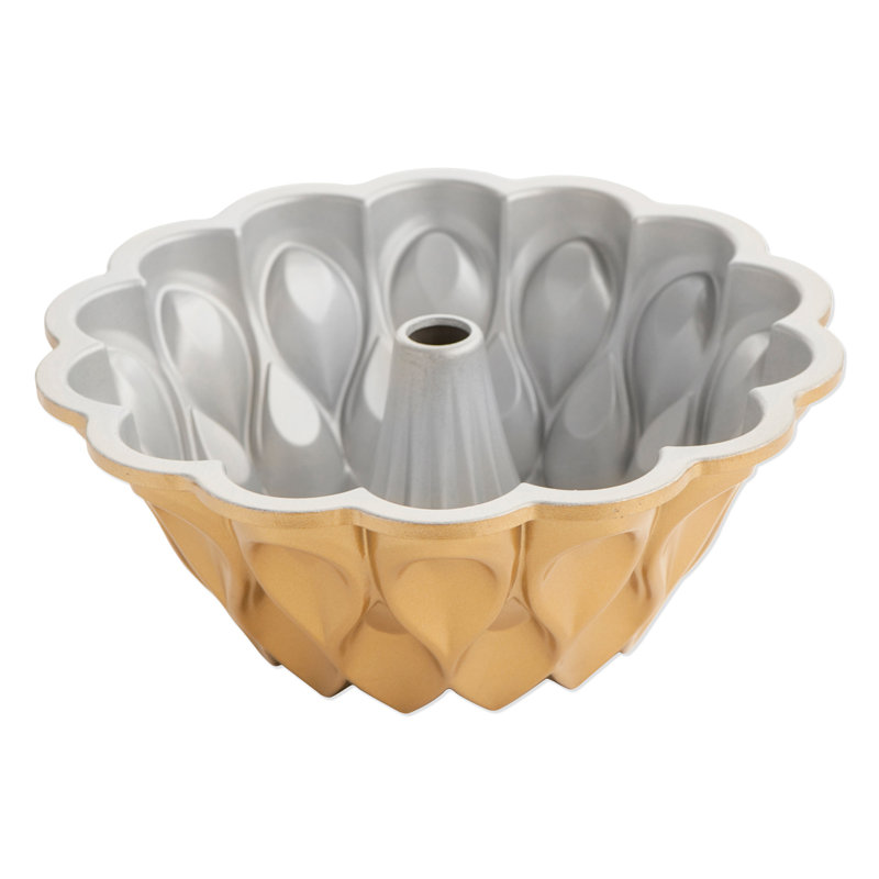 Nordic Ware Classic Cake Pan