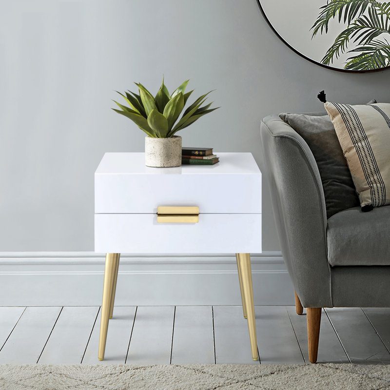 Table d'appoint blanche et dorée 2 - compacte pour les petits espaces, table de bout, table de chevet blanche et dorée pour rehausser le décor moderne Mid-Century