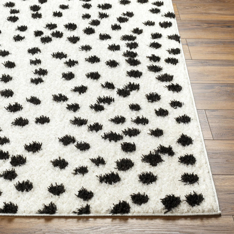 Harrisonburg Shag Cream/Black Area Rug, Rectangle 6'7" x 9'