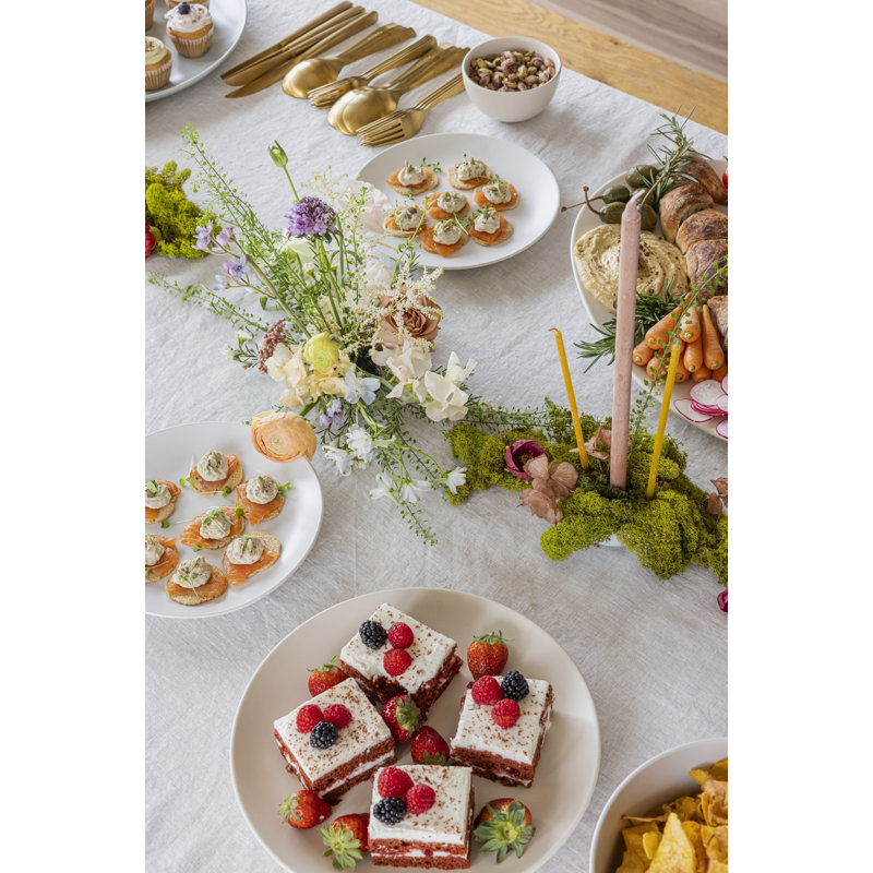 over&back Coupe 16-Piece Semi Hand-Finished Stoneware Dinnerware Set, Service for 4, White