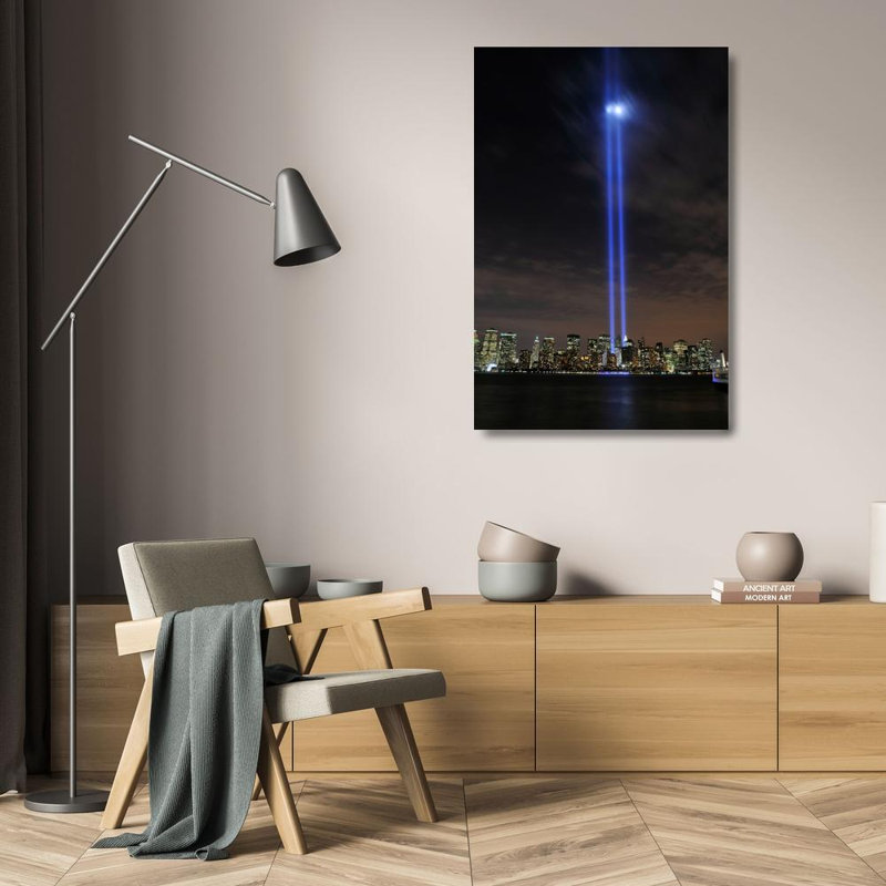 New York City Tribute in Light, H 24 po x l 16 po
