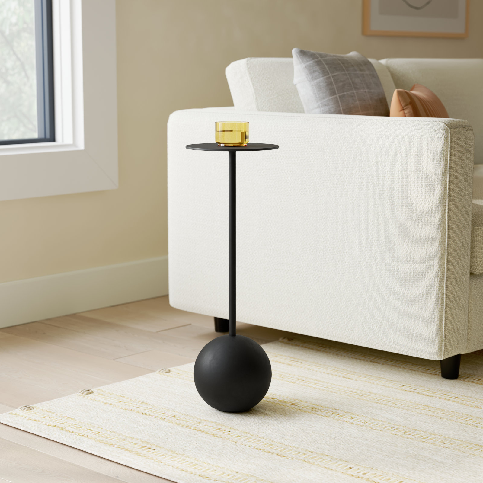 Kea End Table, Matte Black