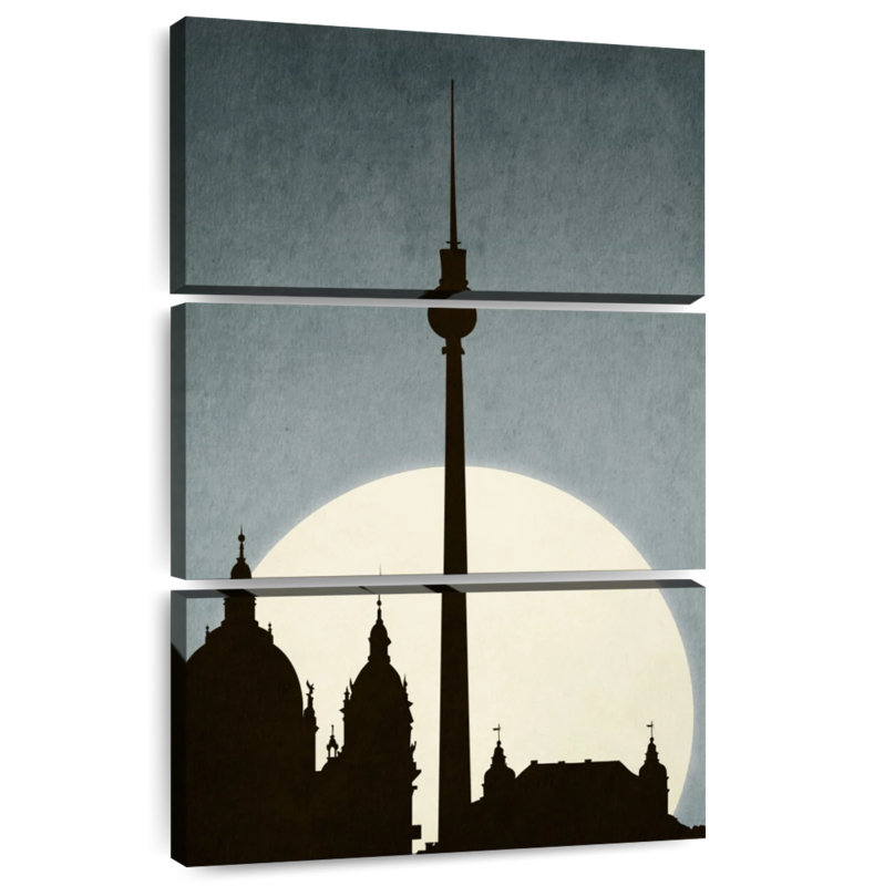 Sireci Moonlight, 32" H x 20" W
