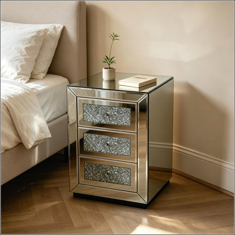 Table de chevet à 3 tiroirs avec miroir et détails en verre, finition argentée élégante pour un rangement et un décor élégants