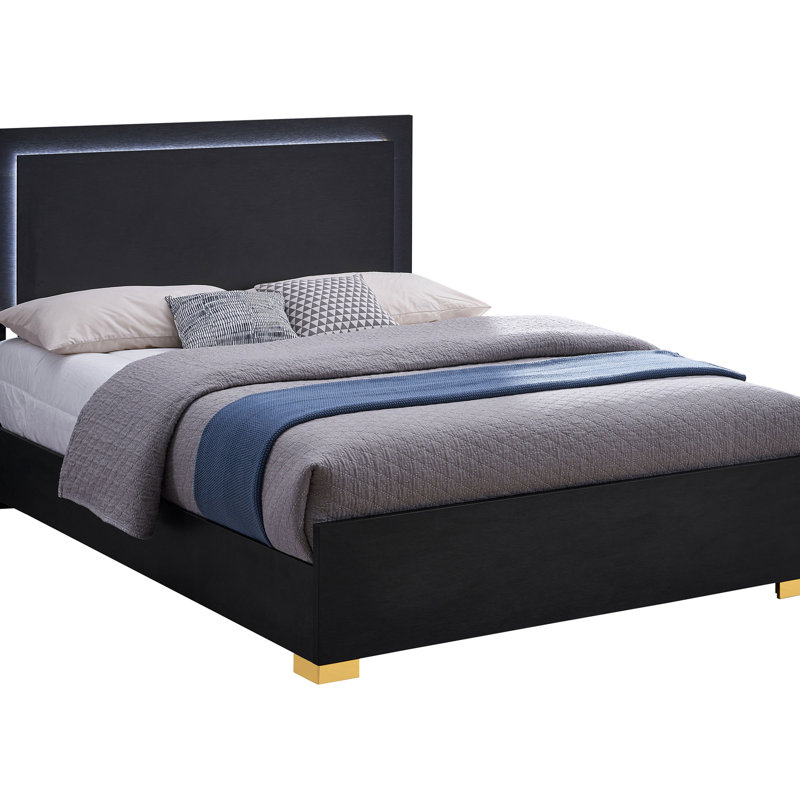 Lit très grand au fini noir avec tête de lit à DEL, moderne et bois pour le décor de la chambre à coucher