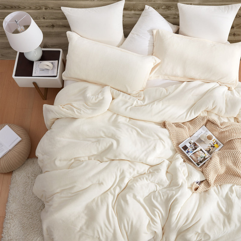 Git Cozy Coma Inducer Velvety Oversized Comforter Set, Queen Comforter + 2 Standard Shams, Ivory