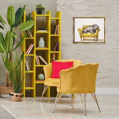 «Hippo on Yellow Chair», art mural encadré par George Dyachenko