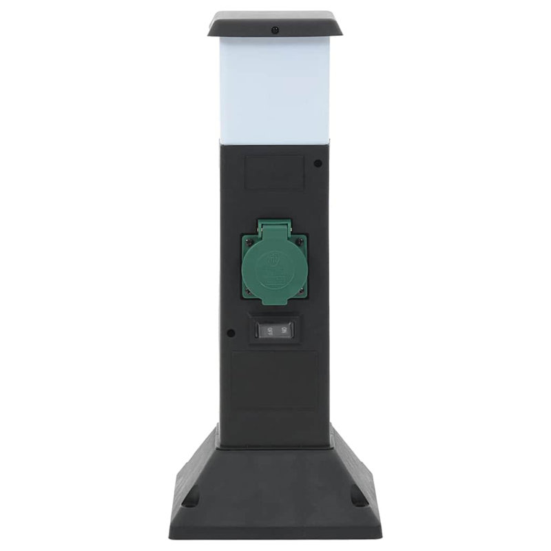 Stacye Socket