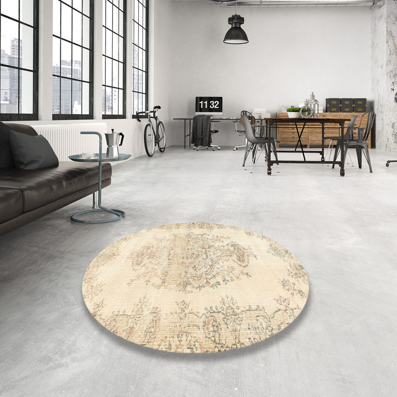 Tapis traditionnel brun / beige Kokkina, Rond 4 pi