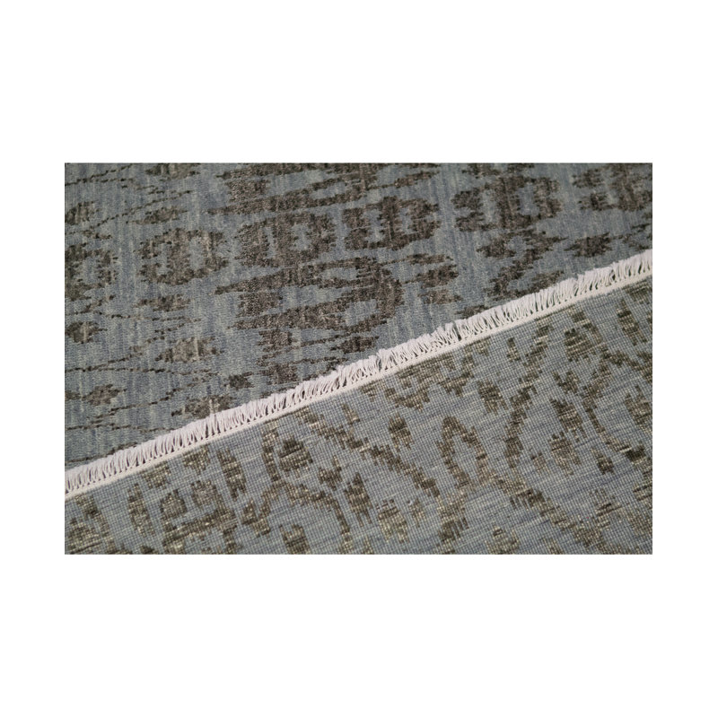 Wool Ikat Area Rug in Gray