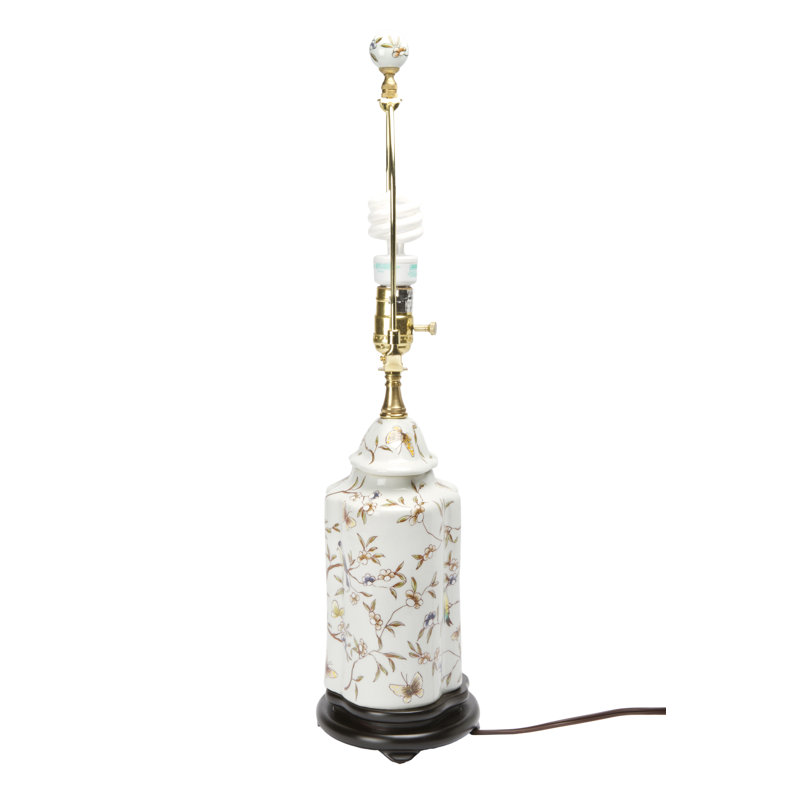 Porcelain Scallops 22" Table Lamp