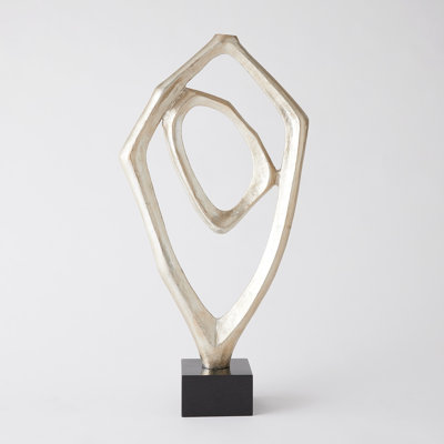 Figurines et sculptures abstraites