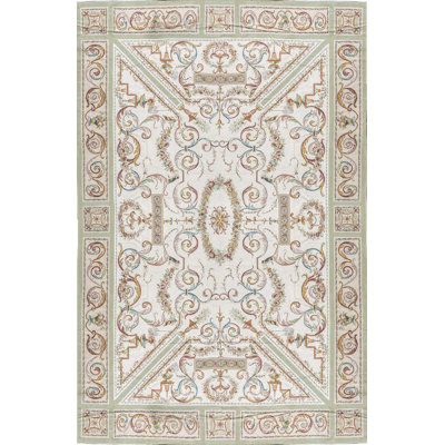 Hand Knotted Wool Oriental Area Rug
