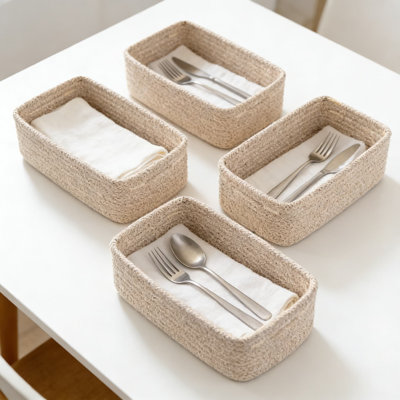 Paquet de 4 paniers de rangement tissés, paniers de rangement de placard décoratifs pour étagères, chambre de bébé, serviettes et jouets, mini panier de corde en coton tissé à la main pour l'organisation à la maison