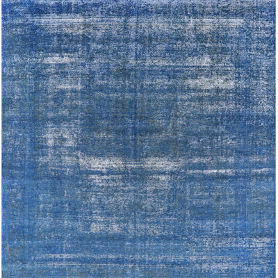 Tapis bleu Isaias