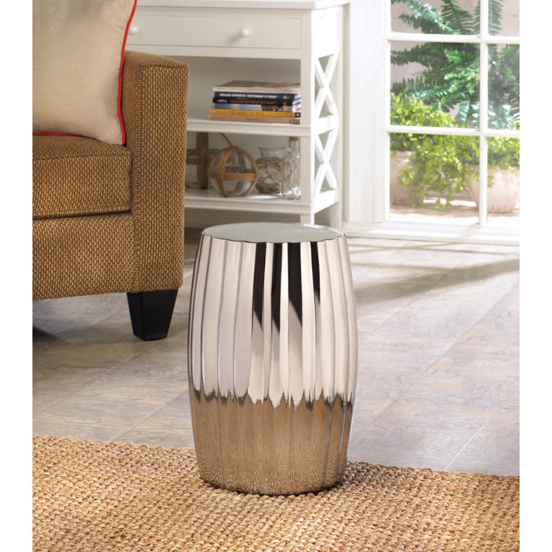 TABOURET DÉCORATIF