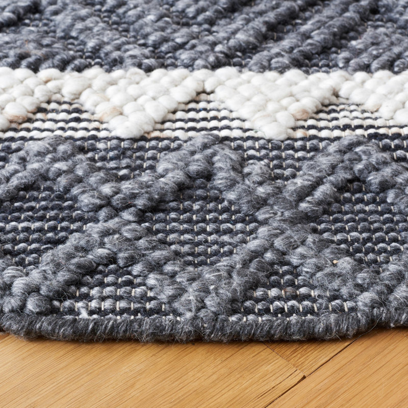 Baltierra Hand Woven Wool/Cotton Geometric Rug in Charcoal/Ivory, Round 6'