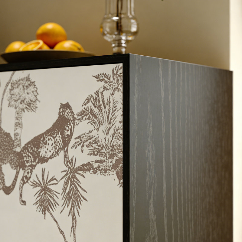Buffet décoratif français de style simple