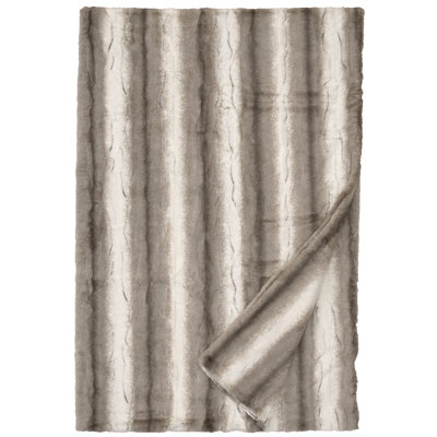 Jeté Wooded River Angora Platinum - 54 / 60x72