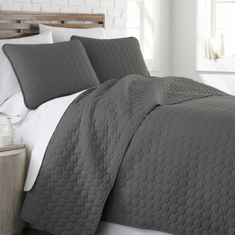 Slate King Microfiber Quilt Set with Shams