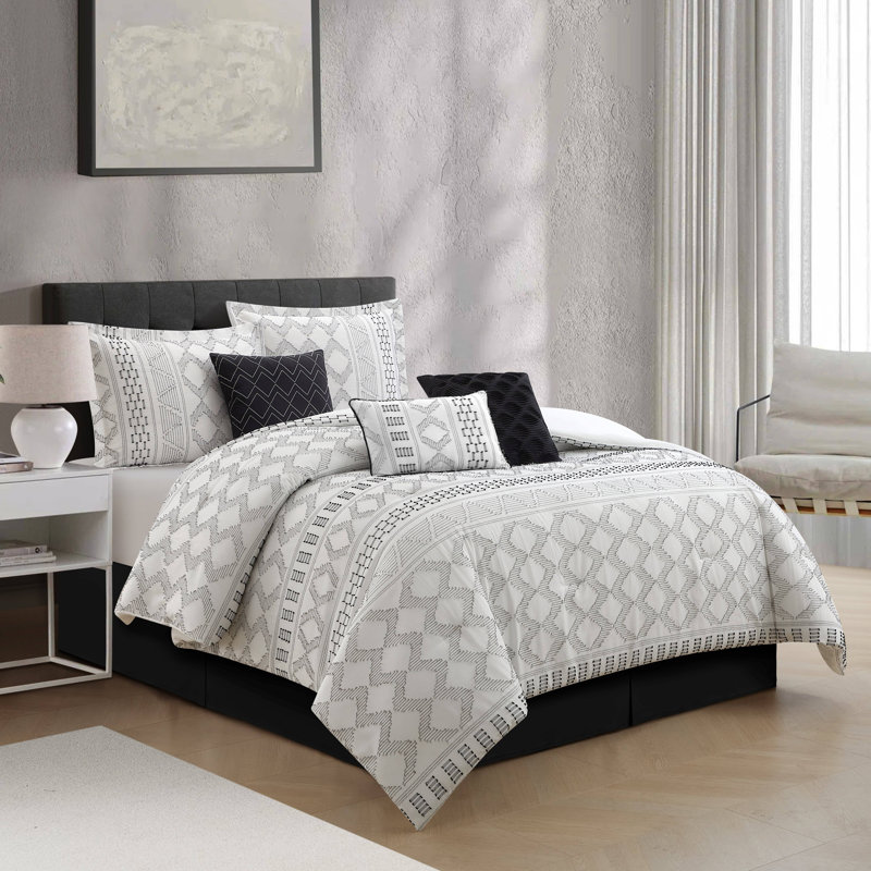 Apatite 7 Piece Geometeric Comforter Set, King Comforter + 6 Additional Pieces