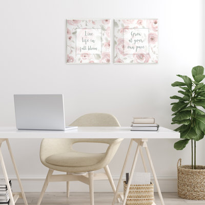 Ensemble de 2 plaques murales Full Bloom at Your Pace Florals, design par Carol Robinson