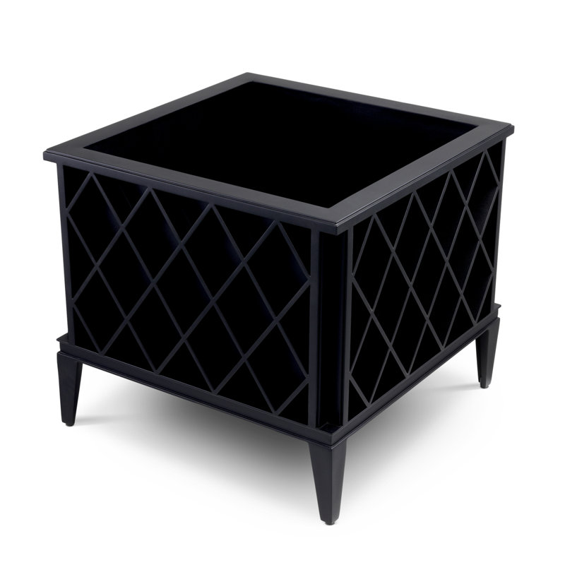 Ocean Club Metal Planter, Matte Black