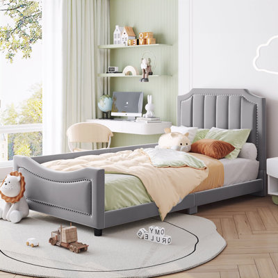 Lanny Upholstered Bed
