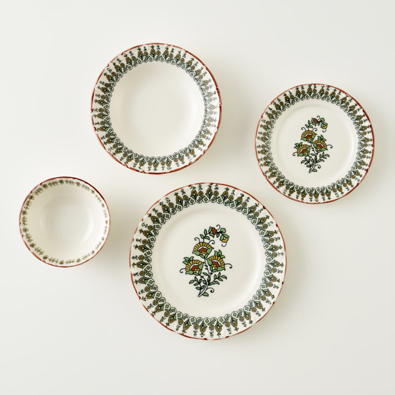 Culloden 24 Piece Porcelain Dinnerware Set