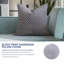 Coussin décoratif fait à la main en lin pur à motif de blocs Fabari Hariyali pour canapé, lit et chaises d'appoint - 18 po x 18 po-1897926800-1897926797