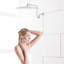 Pomme de douche en nickel brossé 12 po, accessoire de salle de bain moderne avec bras stable, sécuritaire et confortable