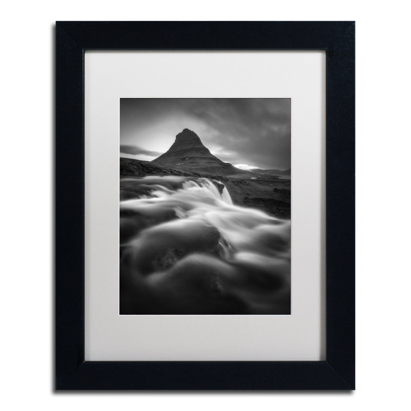 «Kirkjufell» par Hockman, impression encadrée, H 14 po x l 11 po x P 0,5 po, Blanc, Cadre noir
