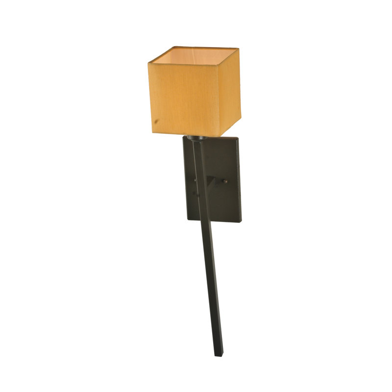 Kesara 1 - Light Wallchiere