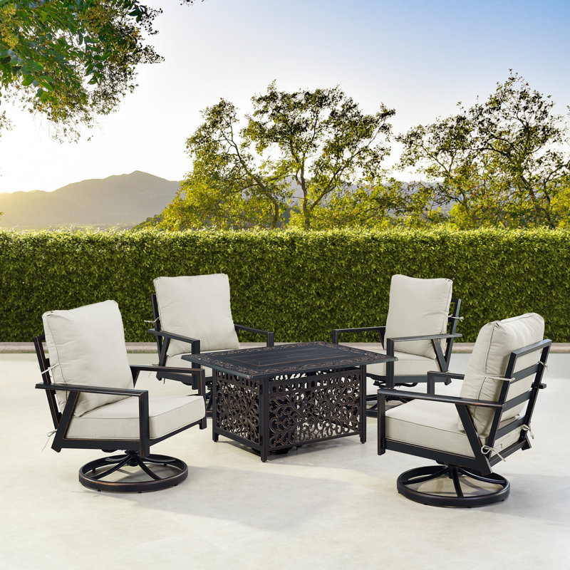 Ensemble de table de foyer en aluminium noir avec quatre fauteuils club, Gris clair