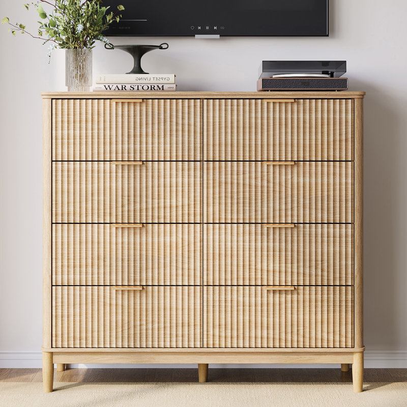 Soren 47 " 8-Drawer Dresser With Solid Wood Legs, Oak