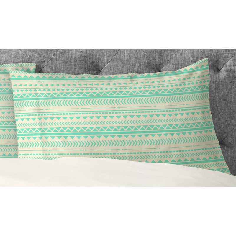Taie d'oreiller tribal Allyson Johnson, Standard