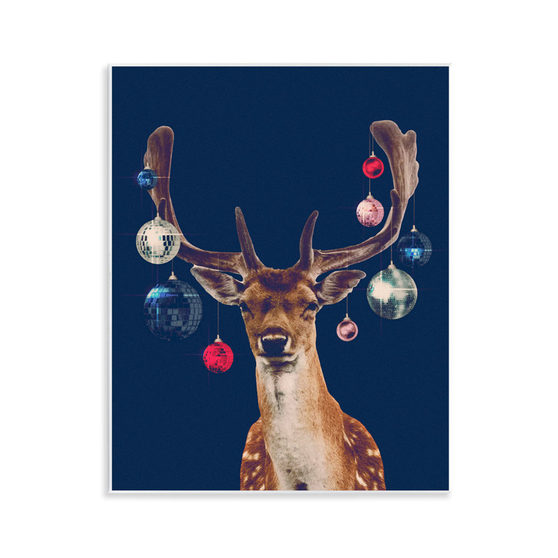 Art mural, "Deer with Dazzling Ornaments" par Victoria Barnes