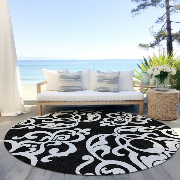 Chayden Flatweave Washable Damask Indoor / Outdoor Rug