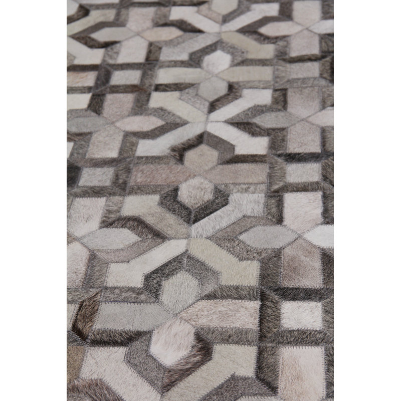 Natural Hide Cowhide Geometric Area Rug, Rectangle 5' x 8'
