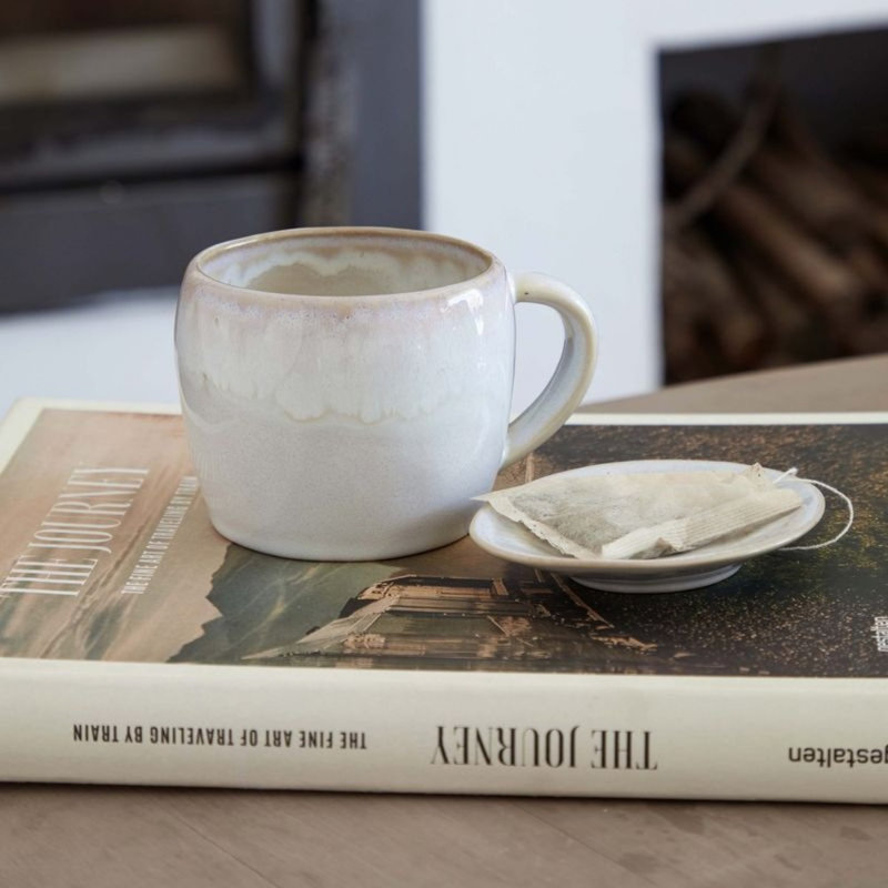 Brisa Handmade Stoneware Teacup, White