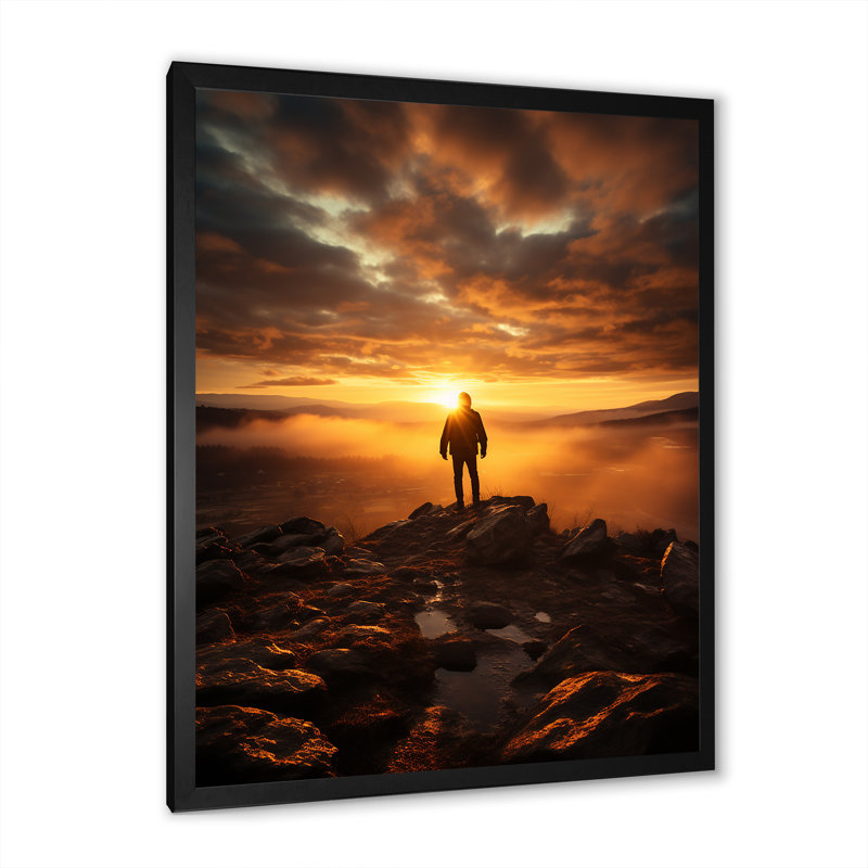 «Lewak Sunrise Embraces The Dawn I», reproduction sur toile, H 20 po x l 12 po x P 1 po, Cadre photo noir