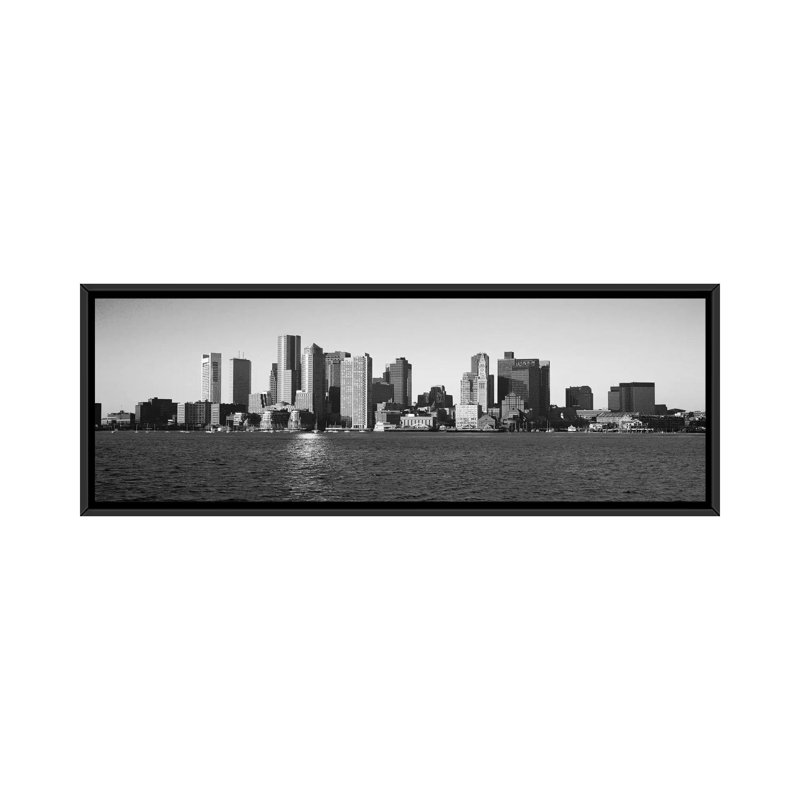 Cityscape d’horizon panoramique, reproduction de photo sur toile en gris boston, H 20 po x l 60 po x P 1,5 po, Cadre noir