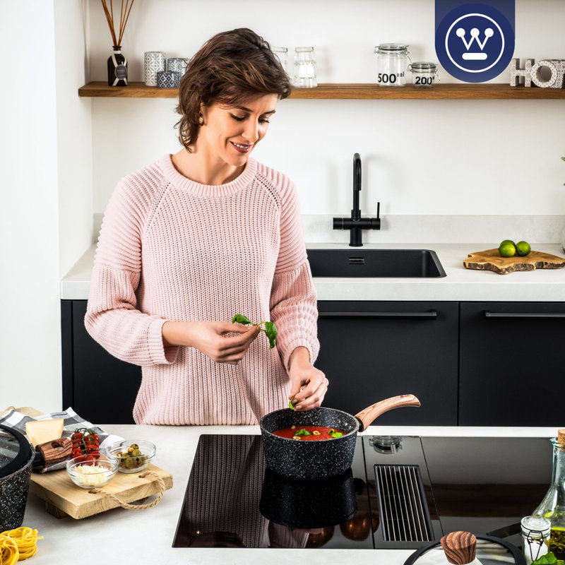 Non-Stick Aluminium Saucepan, 1.8 L