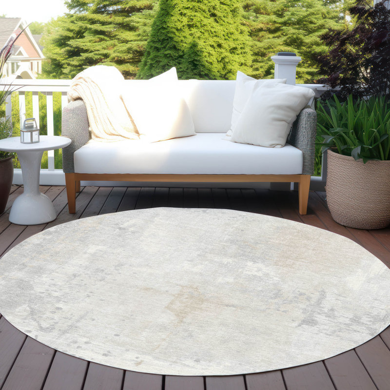 Machine Washable Indoor/Outdoor Xhevrie Ivory Rug, Round 8'